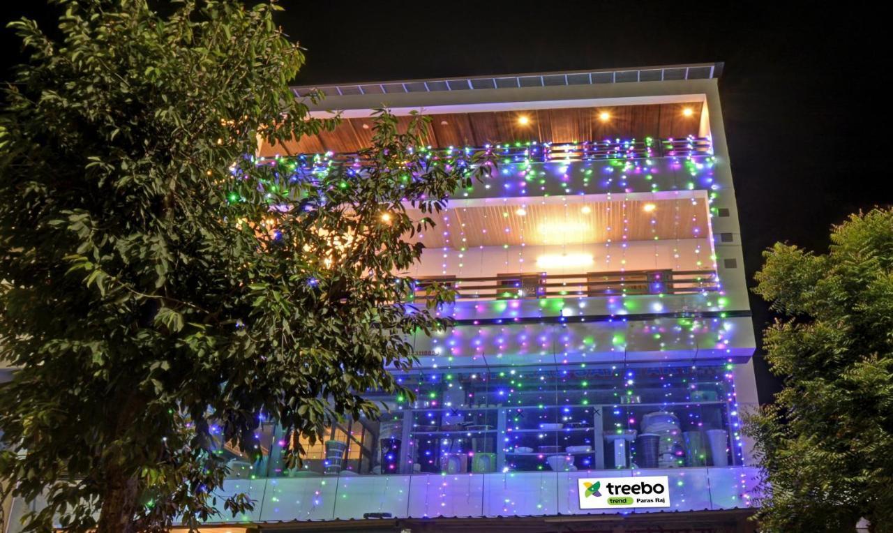 Treebo Paras Raj Near City Palace Udaipur Exterior photo